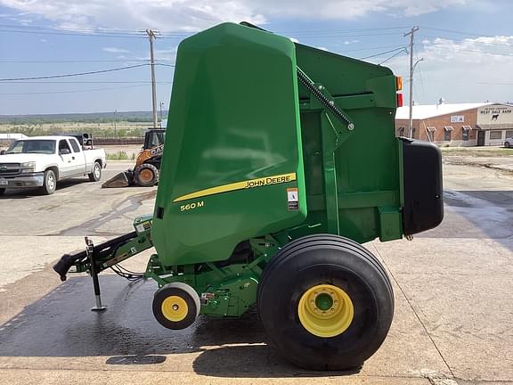 Image of John Deere 560M equipment image 3