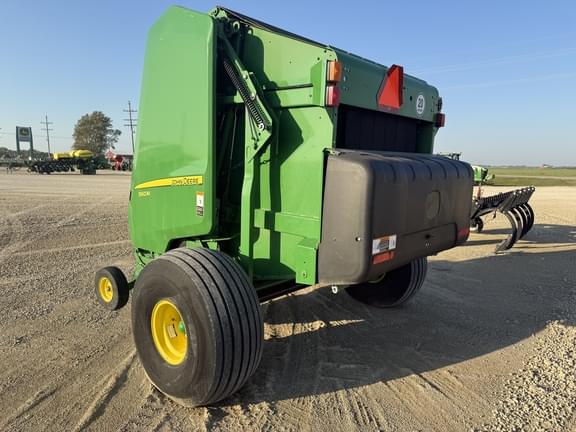 Image of John Deere 560M equipment image 1