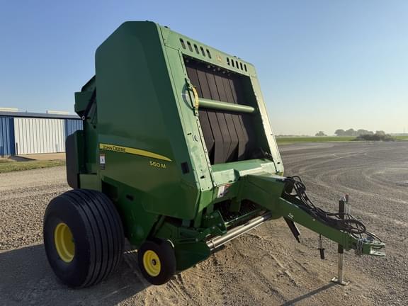 Image of John Deere 560M equipment image 3
