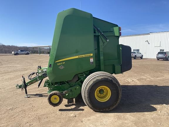 Image of John Deere 560M equipment image 3