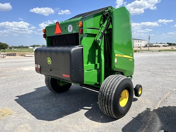 Image of John Deere 560M equipment image 4
