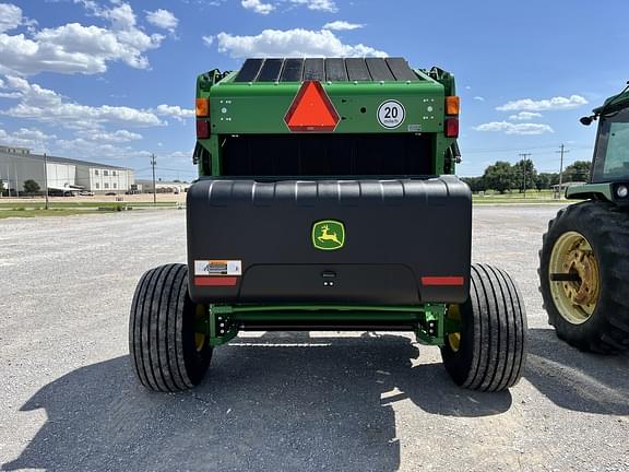 Image of John Deere 560M equipment image 3
