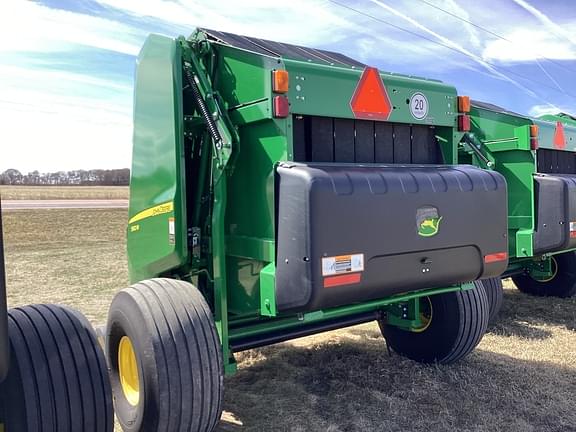 Image of John Deere 560M equipment image 3