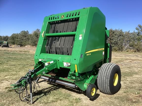 Image of John Deere 560M equipment image 2