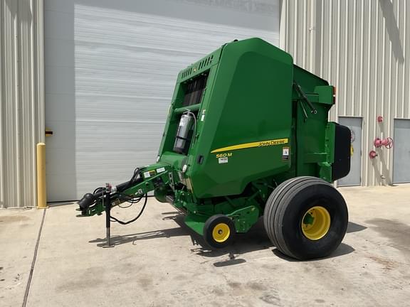 Image of John Deere 560M equipment image 2