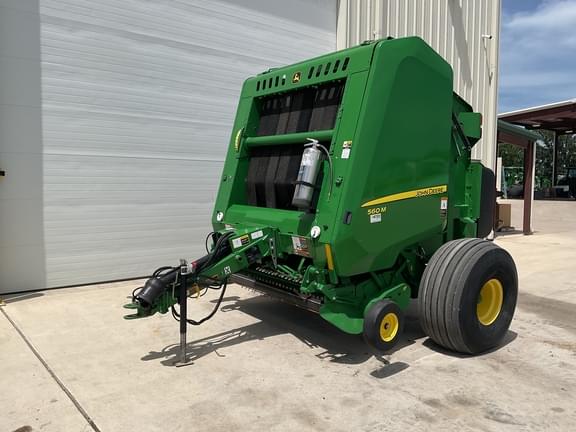 Image of John Deere 560M equipment image 1