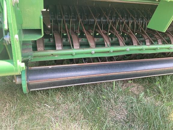 Image of John Deere 560M equipment image 4