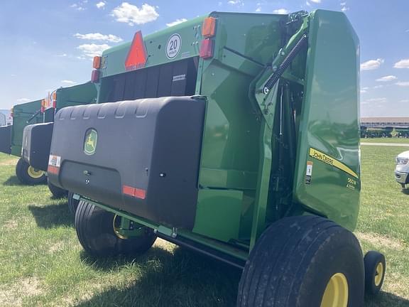 Image of John Deere 560M equipment image 1