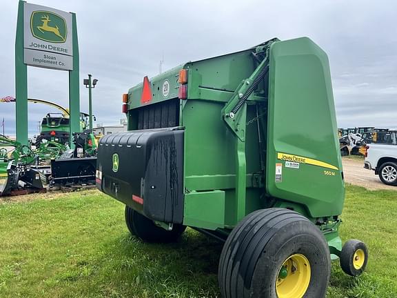 Image of John Deere 560M equipment image 1