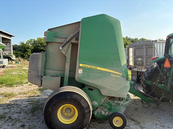 Image of John Deere 560M equipment image 1