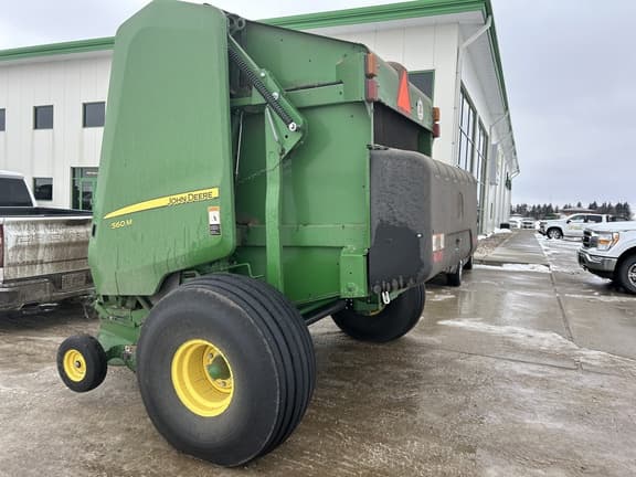 Image of John Deere 560M equipment image 2