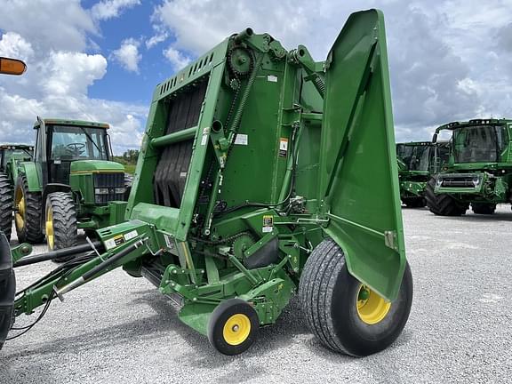 Image of John Deere 560M equipment image 1