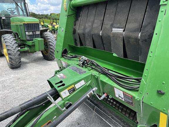 Image of John Deere 560M equipment image 4