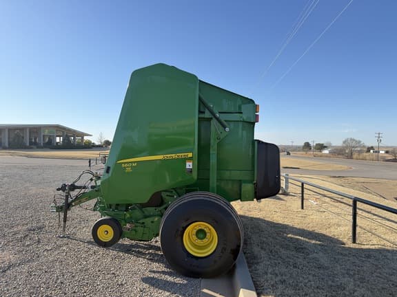 Image of John Deere 560M equipment image 1