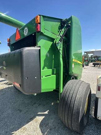 Image of John Deere 560M equipment image 3