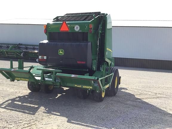 Image of John Deere 560M MegaWideHC2 equipment image 3