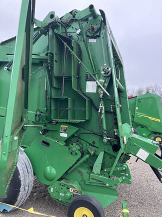 Image of John Deere 560M equipment image 3