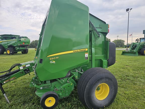 Image of John Deere 560M Primary image