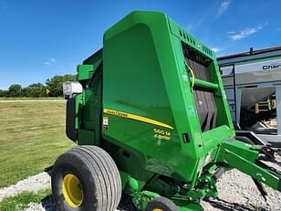 Main image John Deere 560M 18