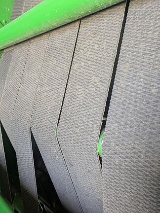 Image of John Deere 560M equipment image 4