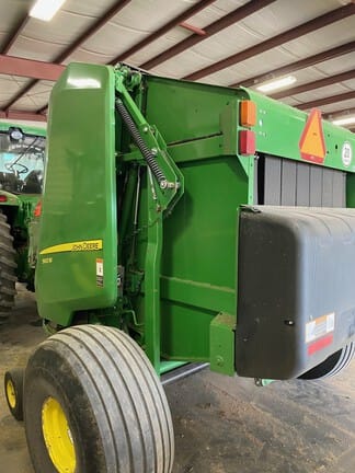2021 John Deere 560M Equipment Image0