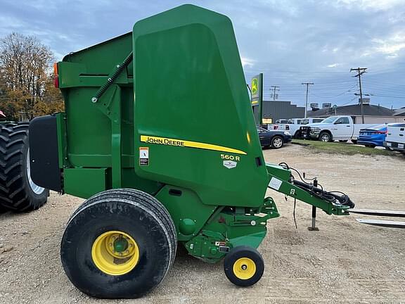 Image of John Deere 560R equipment image 2