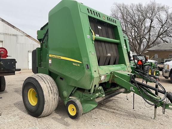 Image of John Deere 560R equipment image 2