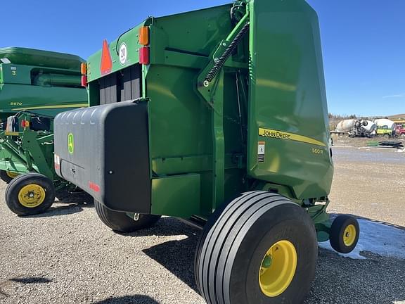 Image of John Deere 560R equipment image 2