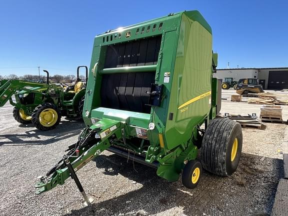 Image of John Deere 560R equipment image 2