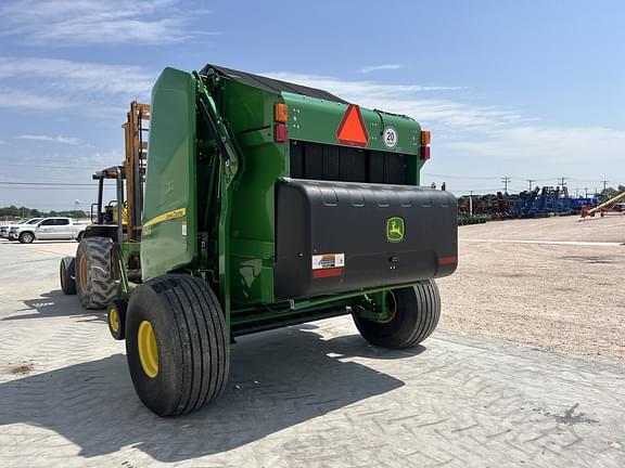 Image of John Deere 560R equipment image 2