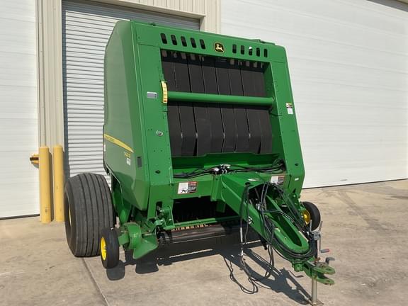 Image of John Deere 560R equipment image 4