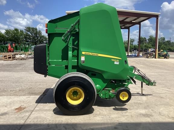 Image of John Deere 560R equipment image 4