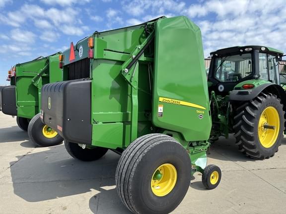 Image of John Deere 560R equipment image 2