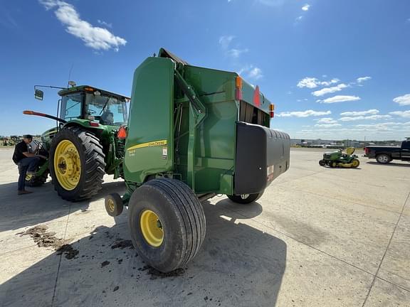 Image of John Deere 560R equipment image 2