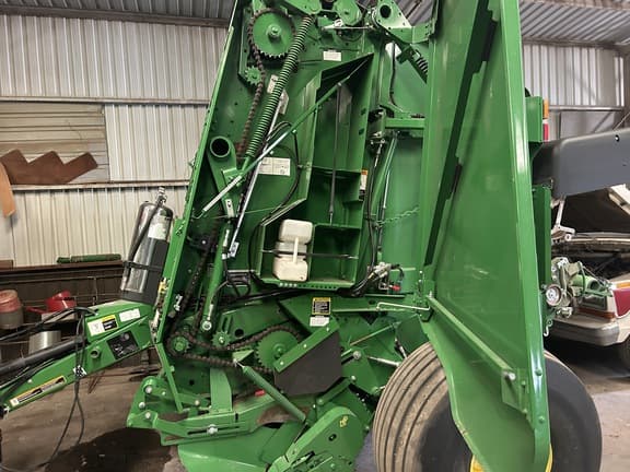 Image of John Deere 560R equipment image 2