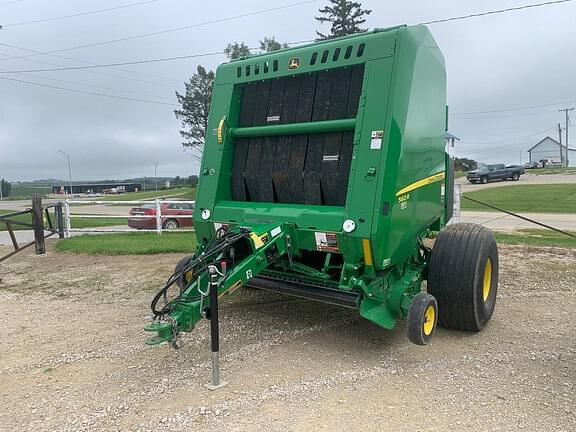 Image of John Deere 560R equipment image 1