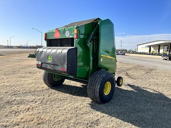 Image of John Deere 560R equipment image 4