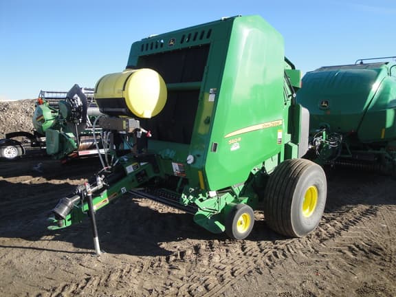 Image of John Deere 560R Primary image