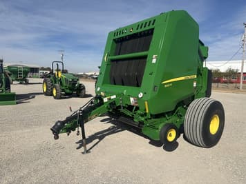 Main image John Deere 560R