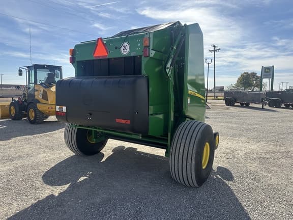 Image of John Deere 560R equipment image 4