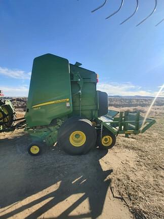 Image of John Deere 560R equipment image 1