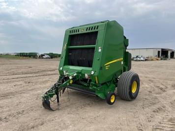 Main image John Deere 560R