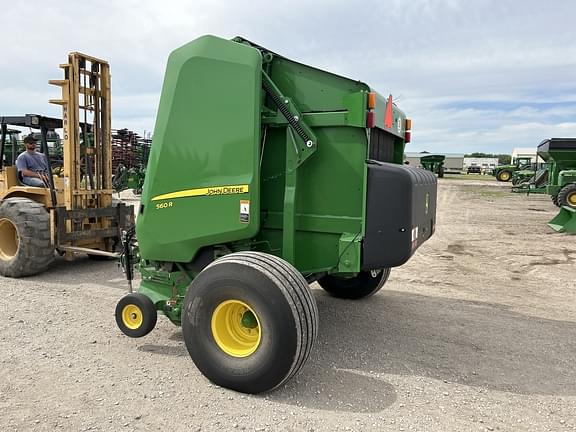 Image of John Deere 560R equipment image 3