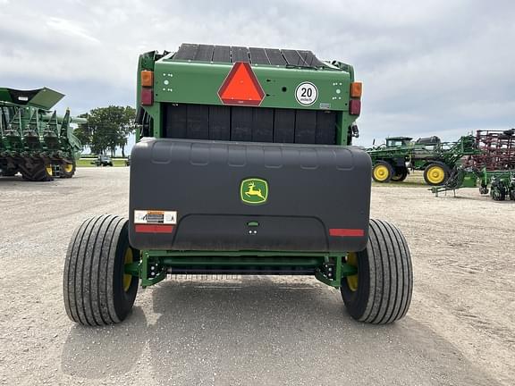 Image of John Deere 560R equipment image 4