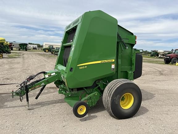 Image of John Deere 560R equipment image 2