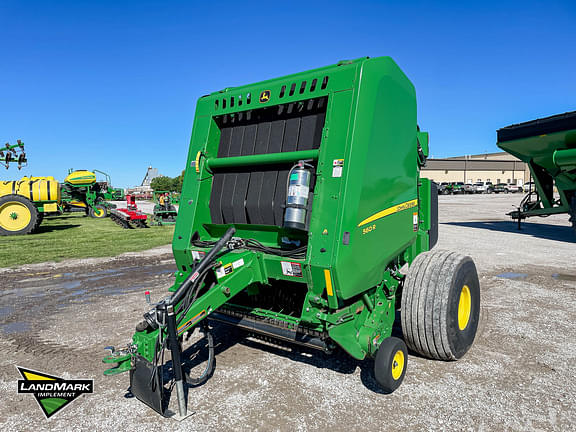 Image of John Deere 560R Primary image