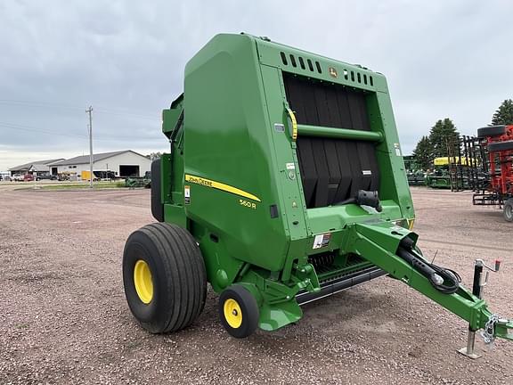 Image of John Deere 560R Primary image