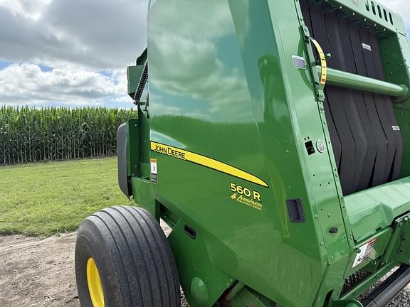 Image of John Deere 560R equipment image 2