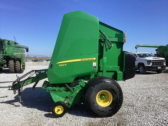 Image of John Deere 560R equipment image 3