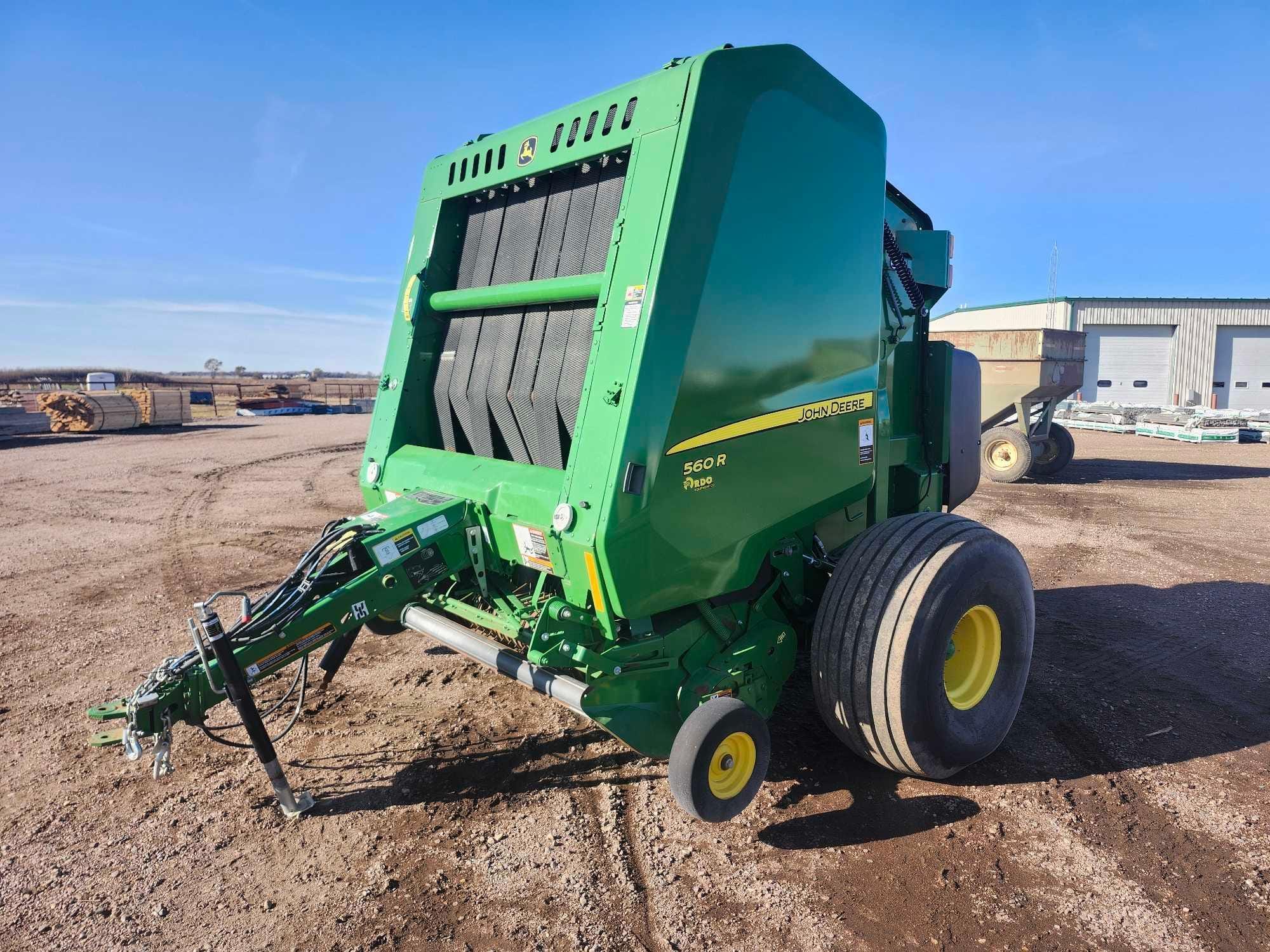 2021 John Deere 560R Equipment Image0